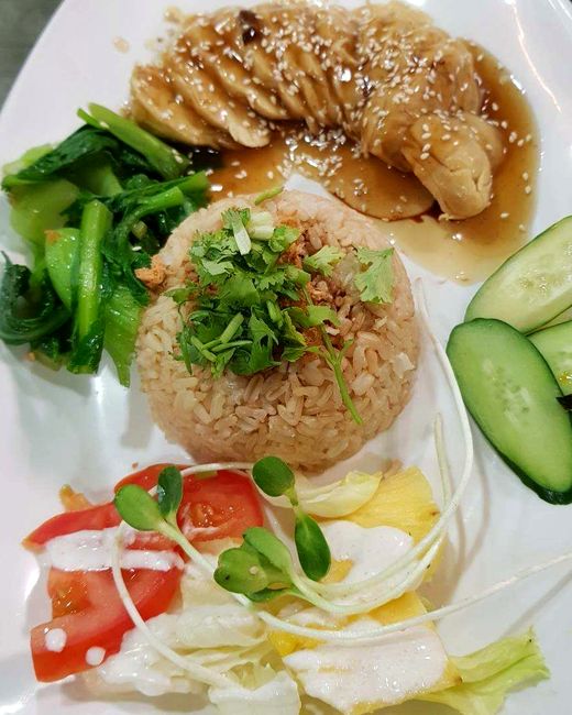 发芽米素鸡饭